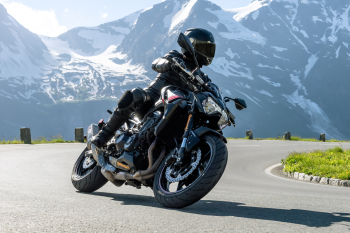 continental_conti_road_110-70r17_54v_front